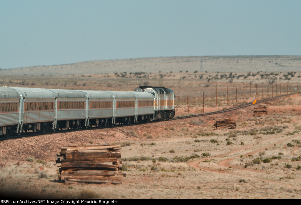 Grand Canyon Railway traveling to the Canyon